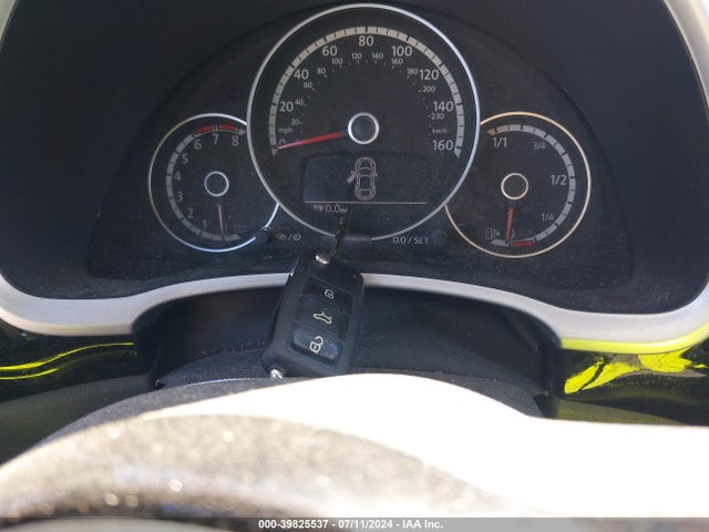 Volkswagen Beetle 2.5l 2014 3VWJP7AT1EM614073 Image 11