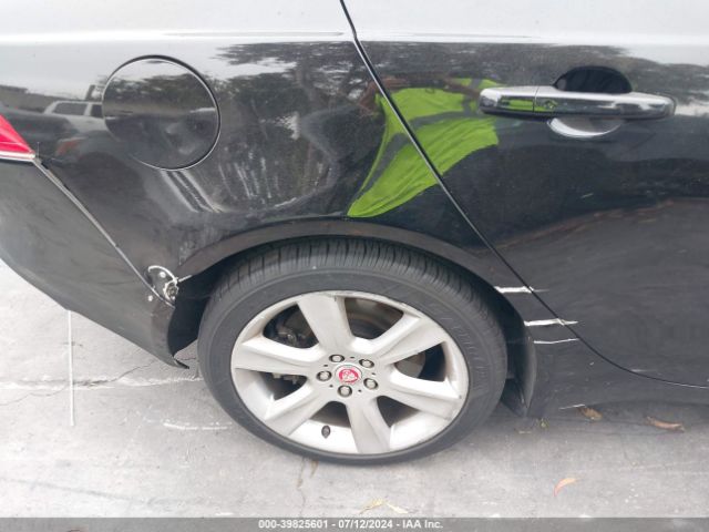 SAJAE4BG2HA964534 Jaguar Xe 25t Prestige