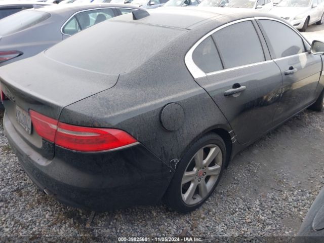 SAJAE4BG2HA964534 Jaguar Xe 25t Prestige