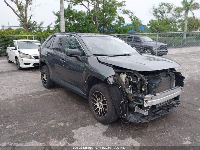 Toyota RAV4 LE 2019 2T3H1RFV4KW040975 главное изображение