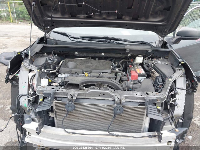 Toyota RAV4 LE 2019 2T3H1RFV4KW040975 Image 10