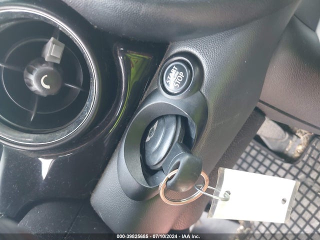 2009 MINI COOPER WMWMF33589TW77427 Photo 10