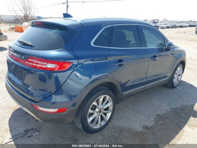 5LMCJ1A92FUJ38016 Lincoln MKC