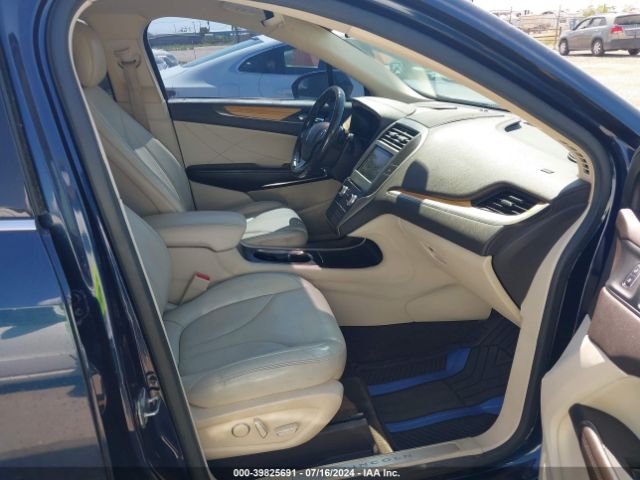 5LMCJ1A92FUJ38016 Lincoln MKC