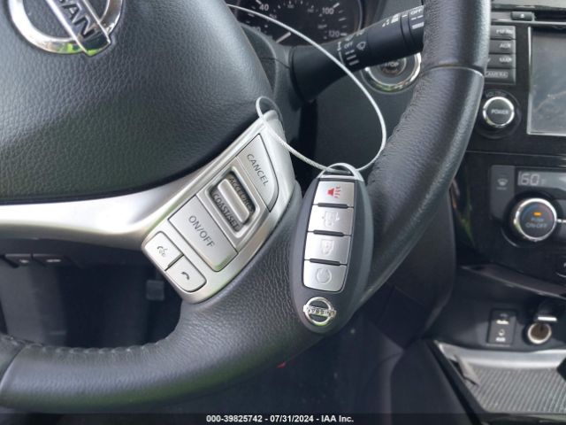 5N1AT2MT4FC774959 Nissan Rogue Sl