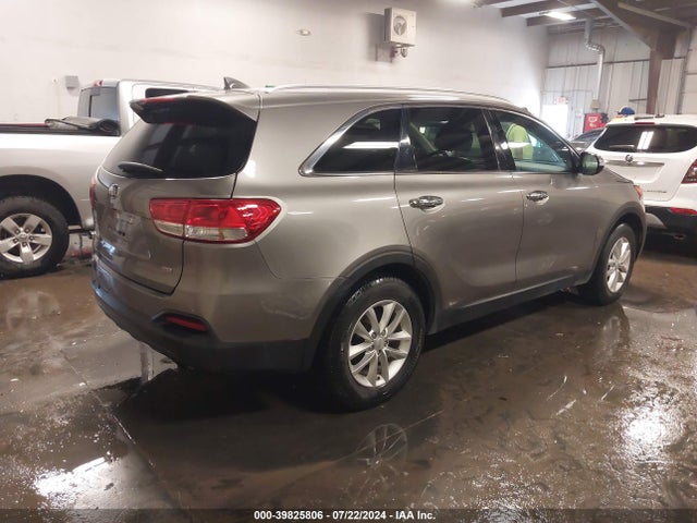5XYPG4A38JG410373 KIA Sorento 2.4l Lx
