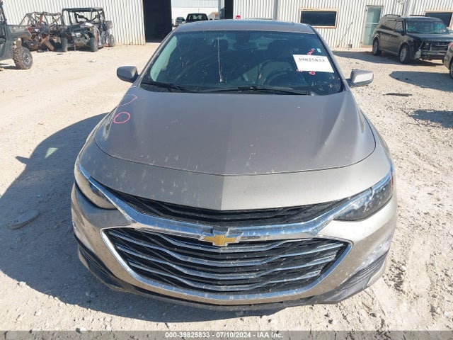 39825833 :رقم المزاد ، 1G1ZD5ST6NF139997 vin ، 2022 Chevrolet Malibu Fwd Lt مزاد بيع