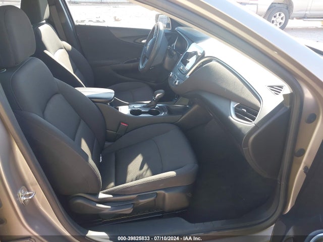39825833 :رقم المزاد ، 1G1ZD5ST6NF139997 vin ، 2022 Chevrolet Malibu Fwd Lt مزاد بيع