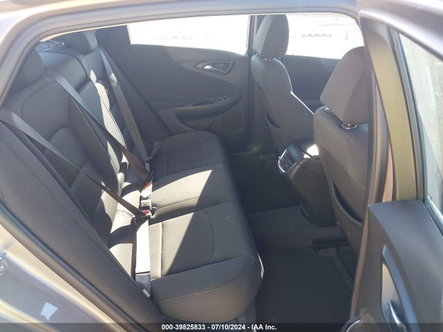 39825833 :رقم المزاد ، 1G1ZD5ST6NF139997 vin ، 2022 Chevrolet Malibu Fwd Lt مزاد بيع