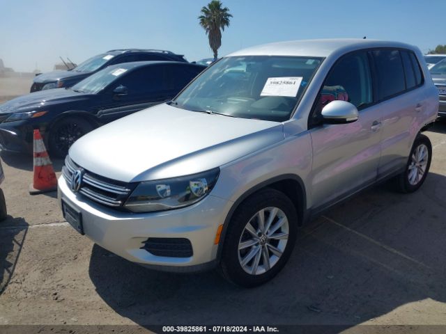 WVGBV3AX9EW592960 Volkswagen TIGUAN SE