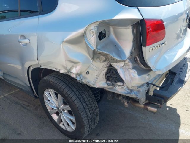 WVGBV3AX9EW592960 Volkswagen TIGUAN SE