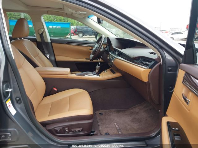 58ABK1GG2GU010032 Lexus ES 350