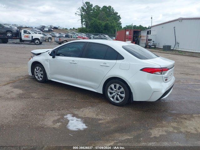 Toyota COROLLA LE 2022 5YFEPMAE5NP363300 Image 3