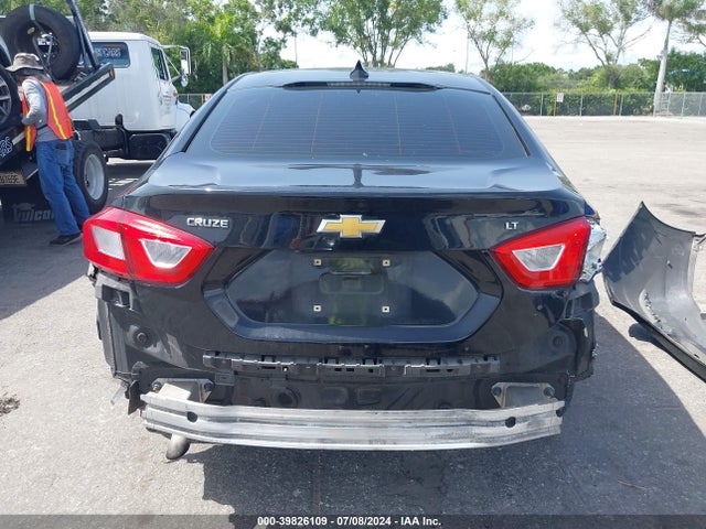 Chevrolet CRUZE LT 2019 1G1BE5SM9K7116131 Image 17