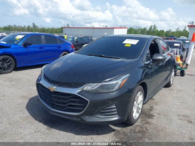 Chevrolet CRUZE LT 2019 1G1BE5SM9K7116131 Image 2