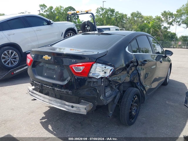 Chevrolet CRUZE LT 2019 1G1BE5SM9K7116131 Image 4