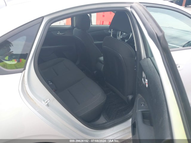 KIA Forte Lxs 2021 3KPF24AD3ME295184 Image 8