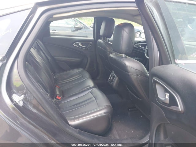 Chrysler 200 C 2015 1C3CCCCB7FN545387 Image 8