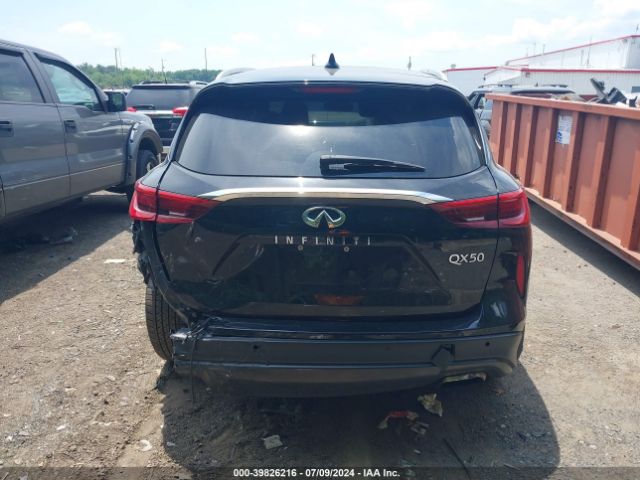 3PCAJ5M30KF103992 Infiniti Qx50 Essential