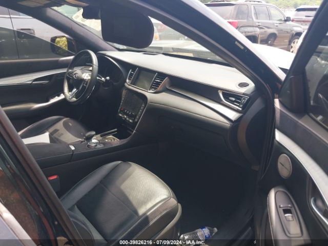 3PCAJ5M30KF103992 Infiniti Qx50 Essential