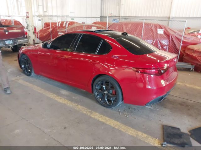 ZARFAMAN7L7626977 Alfa Romeo Giulia Sport Rwd