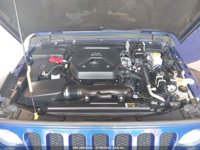 1C4HJXDN9JW241438 Jeep Wrangler Unlimited Sport 4x4