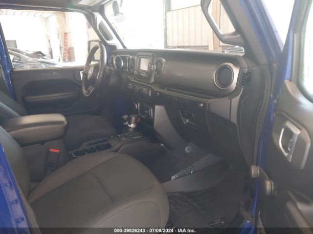 1C4HJXDN9JW241438 Jeep Wrangler Unlimited Sport 4x4