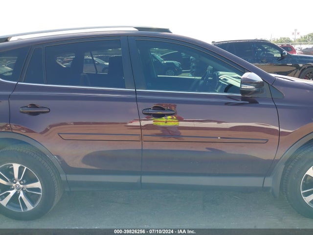 Toyota Rav4 Xle 2018 2T3WFREV8JW455841 Image 13