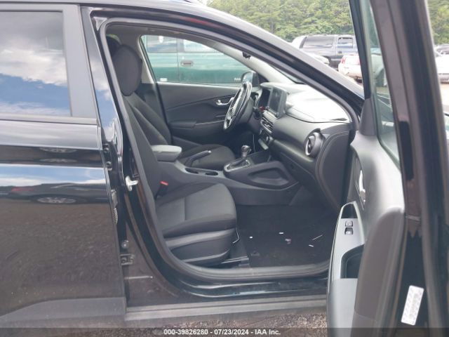 KM8K32AB4NU807886 Hyundai Kona Sel