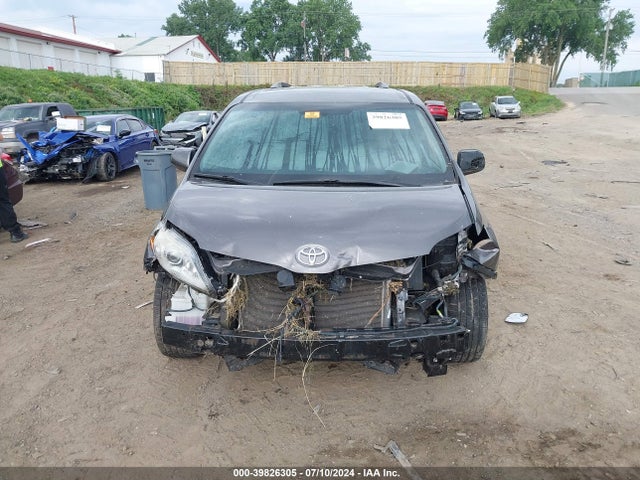 Toyota Sienna Le 8 Passenger 2017 5TDKZ3DC1HS809682 Image 13