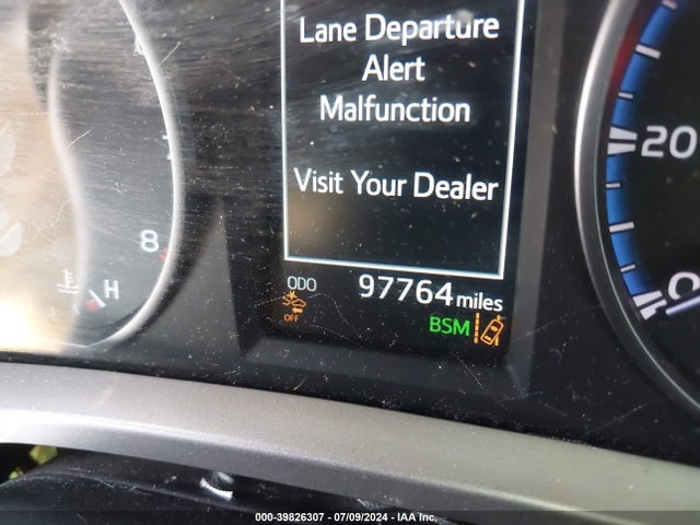Toyota Rav4 Xle 2017 JTMWFREV4HD106795 Image 7