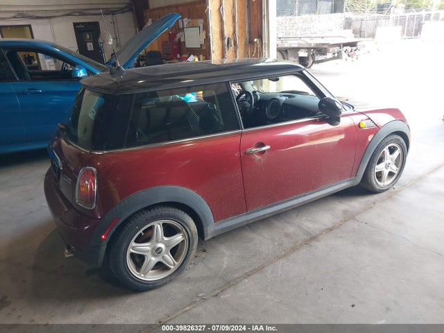 2008 MINI COOPER WMWMF33558TT60817 Photo 3