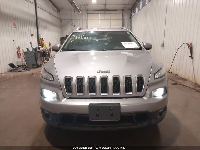 1C4PJMCB4HD226191 Jeep Cherokee Latitude 4x4
