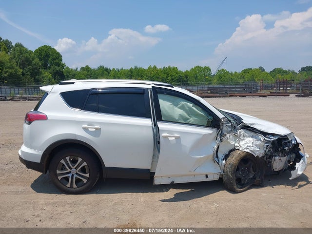 Toyota RAV4 LE 2017 JTMZFREV4HJ140766 Image 12
