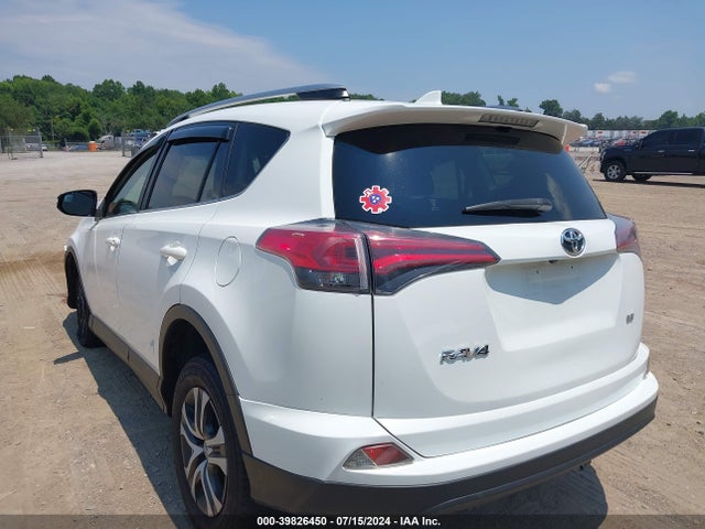 Toyota RAV4 LE 2017 JTMZFREV4HJ140766 Image 3