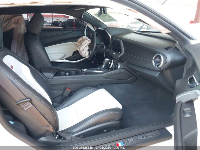 Chevrolet CAMARO 2SS 2017 1G1FH1R79H0147902 Image 5