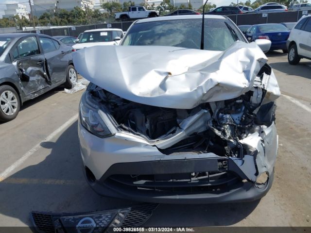 JN1BJ1CP0JW156335 Nissan 2018