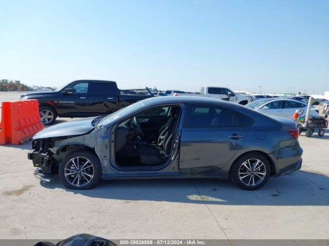 3KPF24AD1PE667836 KIA Forte Lxs