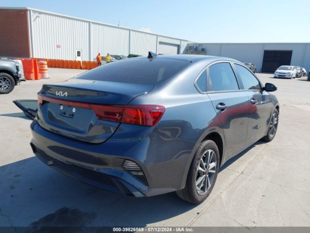 3KPF24AD1PE667836 KIA Forte Lxs