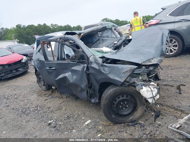 Toyota COROLLA LE 2017 5YFBURHE0HP650840 main image