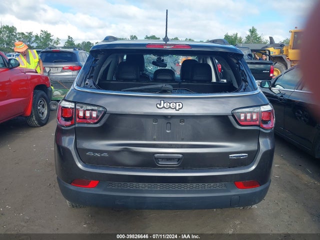 Jeep Compass Latitude 4x4 2018 3C4NJDBB6JT162227 Image 15