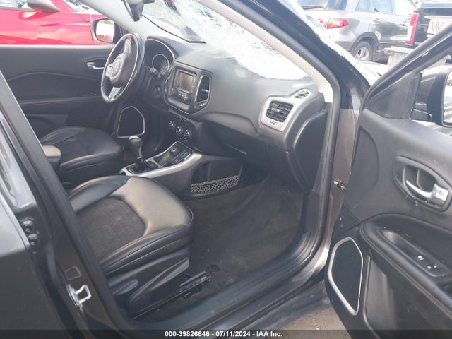 Jeep Compass Latitude 4x4 2018 3C4NJDBB6JT162227 Image 5
