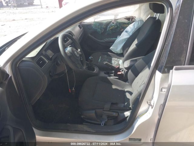 3VW1K7AJ8EM414529 Volkswagen Jetta 2.0l S