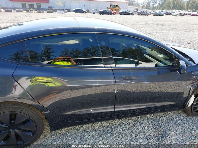 Tesla Model 3 Long Range Dual Motor All-wheel Drive 2024 5YJ3E1EB9RF810076 Image 12