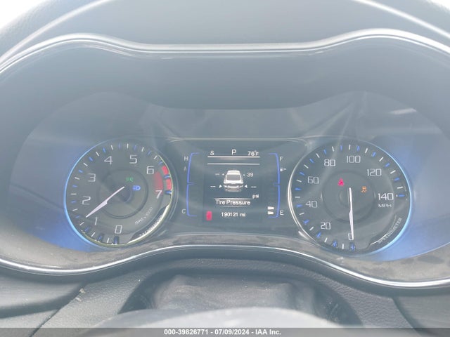 Chrysler 200 S 2015 1C3CCCBBXFN751658 Image 7