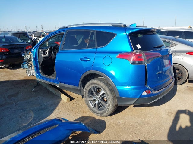 Toyota Rav4 Xle 2018 2T3WFREV3JW457951 Image 3