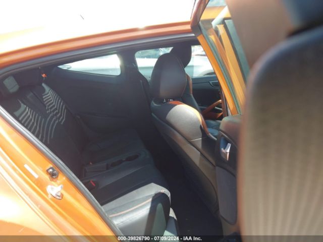 KMHTC6AE6GU287182 Hyundai Veloster Turbo