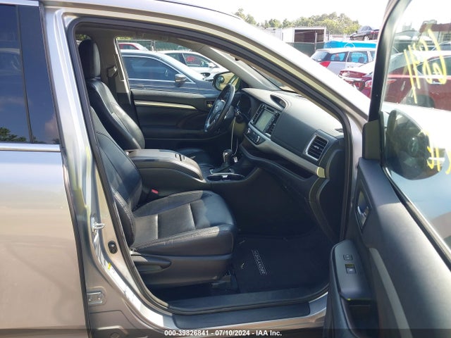 Toyota Highlander Xle V6 2014 5TDJKRFH3ES022868 Image 5