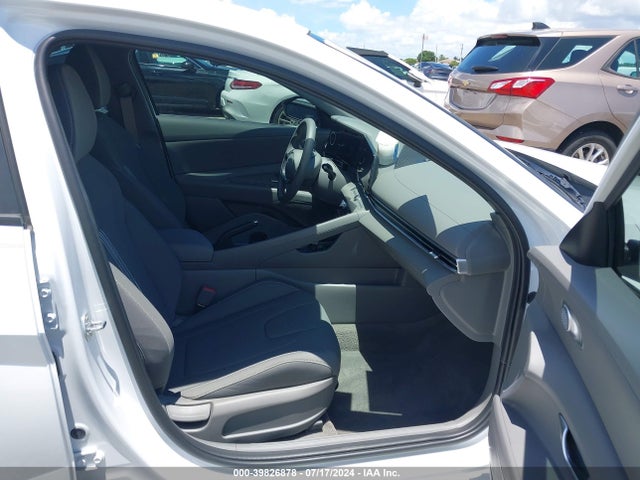 Hyundai ELANTRA SEL 2024 KMHLM4DG9RU699419 Image 5