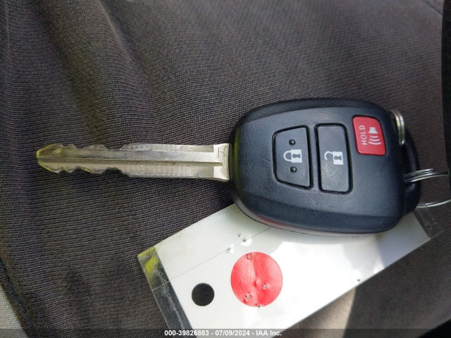 Toyota Rav4 Xle 2015 JTMRFREV1FD129977 Image 11